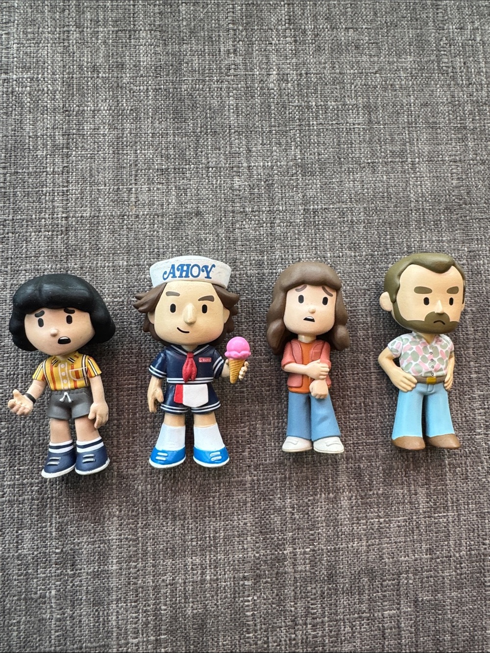 Funko Stranger Things Mystery Minis Hopper Joyce Steve Mike